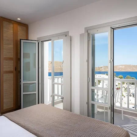 Gea Perla Serifos Hotel 3*
